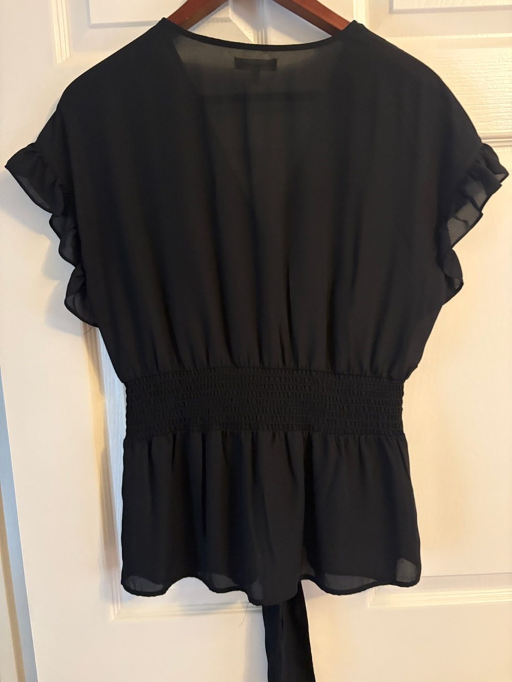 Max Studio Black Tie-Front Ruffle Sleeve Blouse, size large - Picture 4 of 4